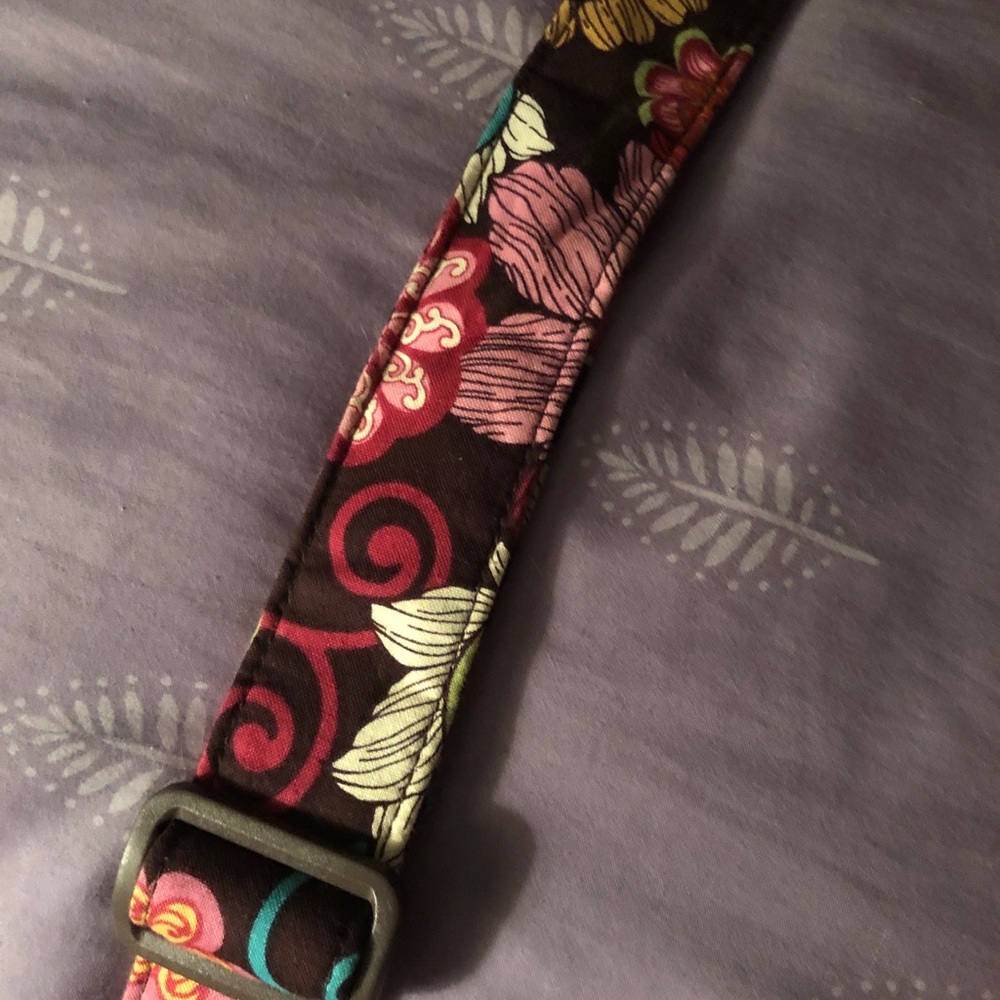 Vera Bradley purse in excellent used condition - Picture 6 of 7